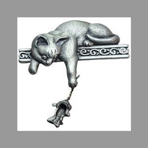 Vintage JJ Jonette Pewter Cat Brooch Pin